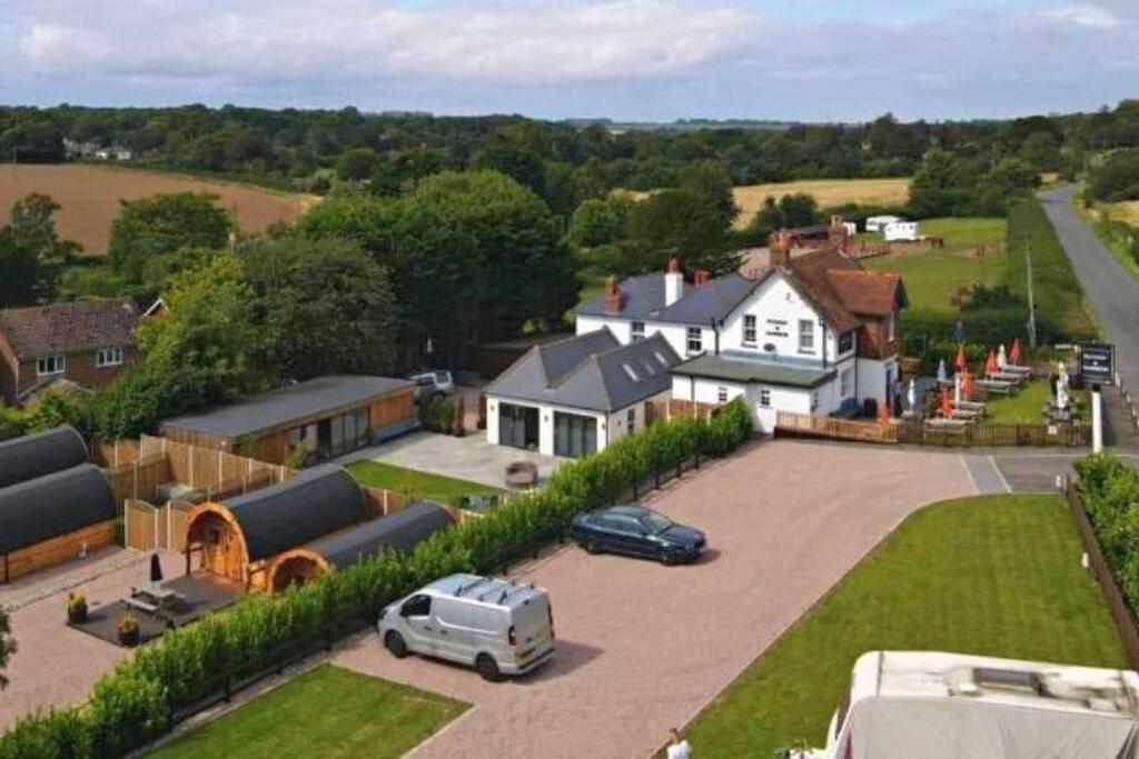 The Plough And Harrow Tilmanstone Hotel Deal Exterior foto